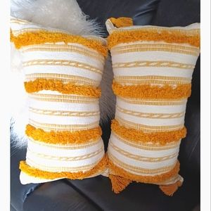 NWOT* SET OF LARGE LUMBAR PILLOWS